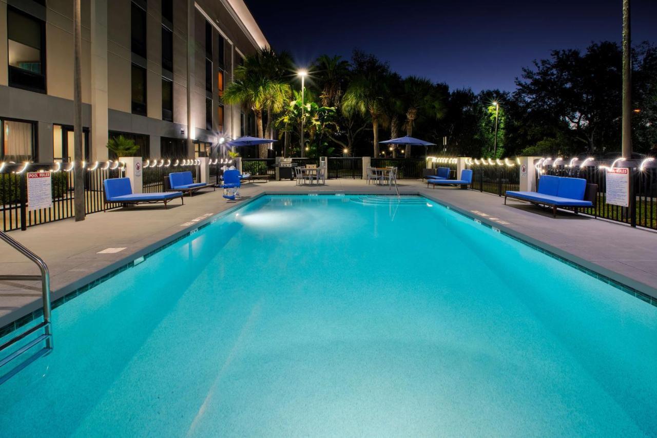 Hampton Inn Daytona/Ормънд Бийч Екстериор снимка