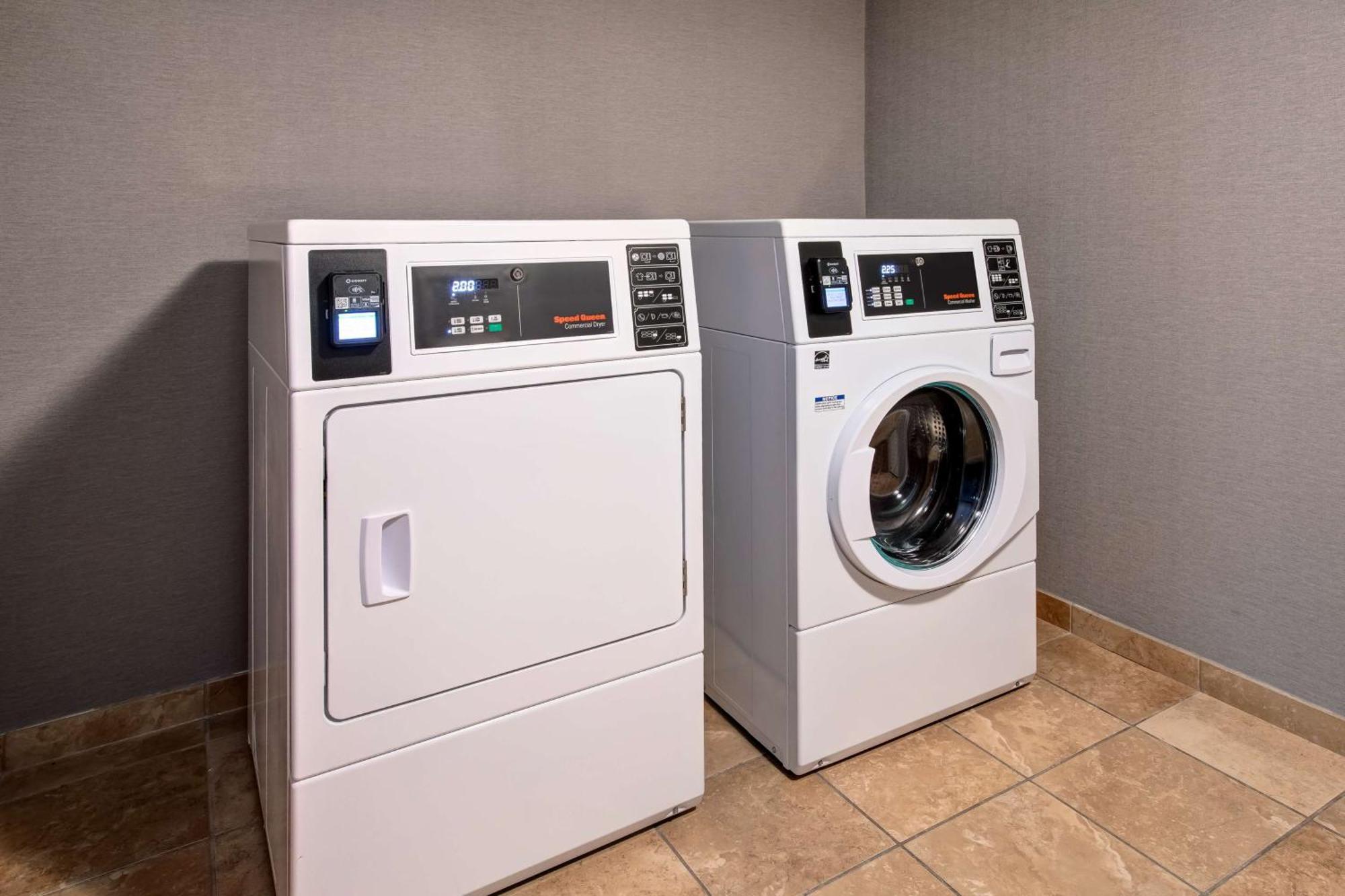 Hampton Inn Daytona/Ормънд Бийч Екстериор снимка