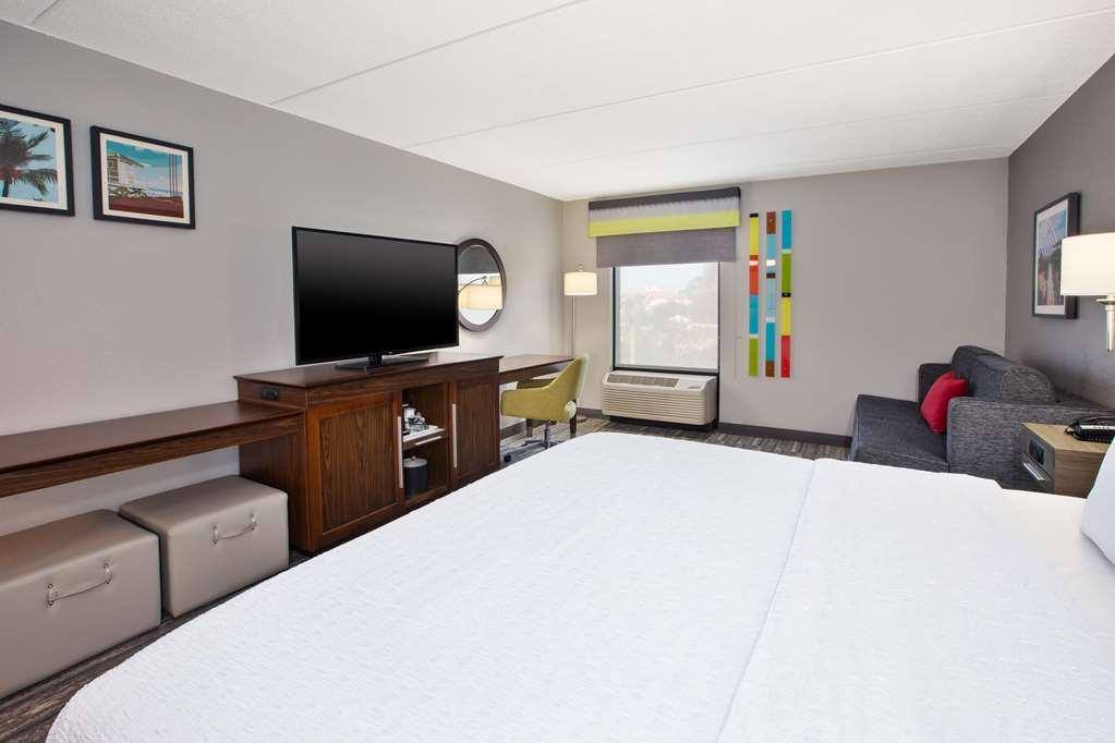 Hampton Inn Daytona/Ормънд Бийч Стая снимка